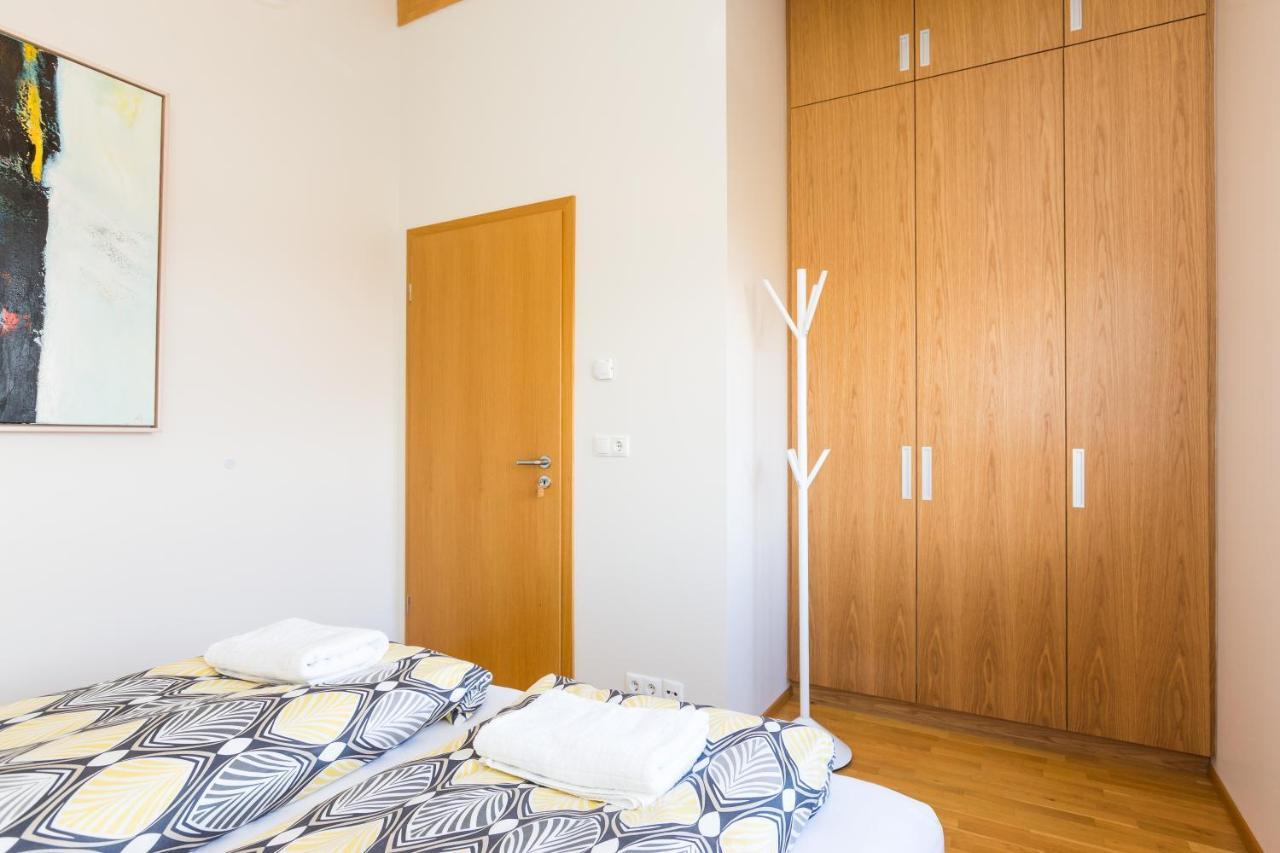 Kvoeldstjarnan Gistiheimili Hotel Stokkseyri ภายนอก รูปภาพ